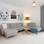Διαμέρισμα Town Carmen Εστεπόνα